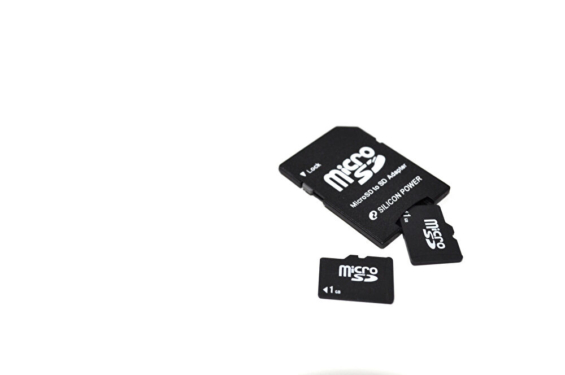 microSDカードの写真