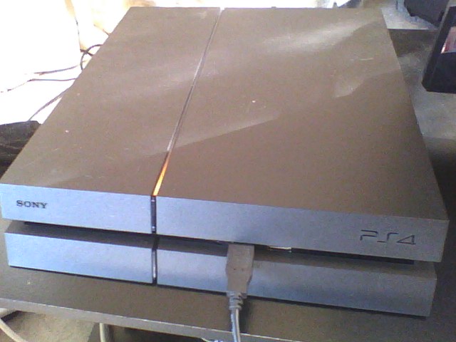 プレイステーション4（PS4）」ジェットブラック500GB以外のモデルを生産終了 | ばるらぼ！
