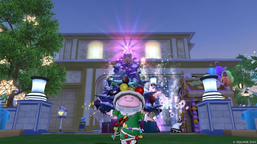 クリスマスイベント2025「もうひとつの星夜祭2」のツリースーツを着たバルカズとクリスマスツリー