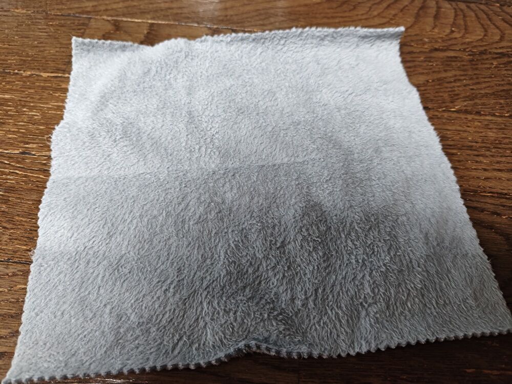 バルカズ愛用のエレコムのクリーニングクロスの写真